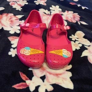 Girls jelly shoes